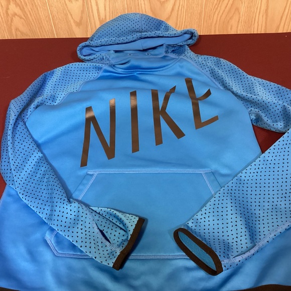 Nike Dri-Fit Women’s Hoodie Size Medium - Picture 6 of 9